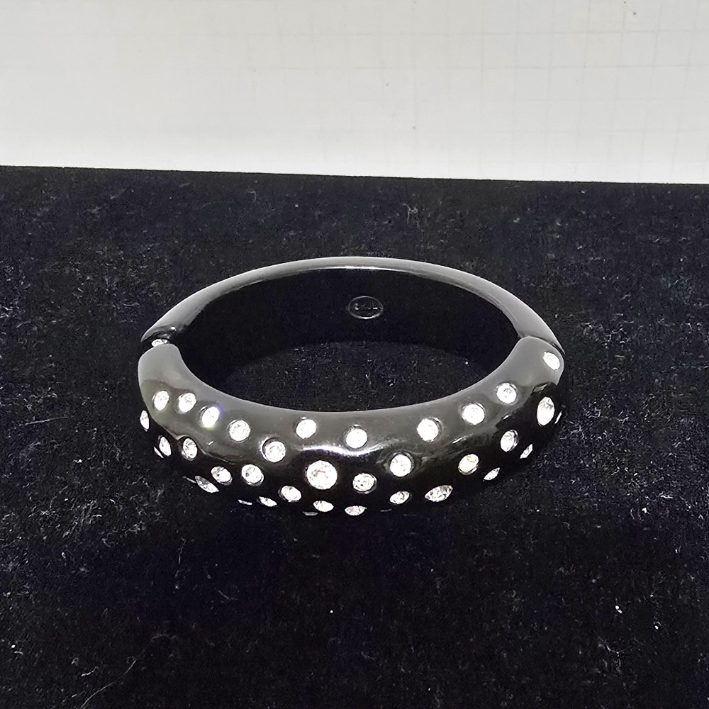 Vtg Kenneth Jay Lane Black Ova Lucite Hinged Brac… - image 7